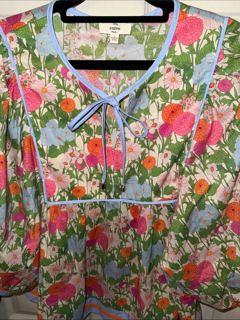 entro Multicolor Floral Peasant Tunic with Blue Trim - Picture 3 of 8